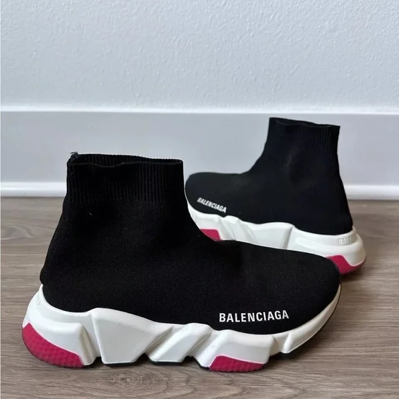 *AUTHENTIC* BALENCIAGA - Speed Knit Sneaker - Black/pink - Women’s US 6 / EU 36 - Picture 4 of 12